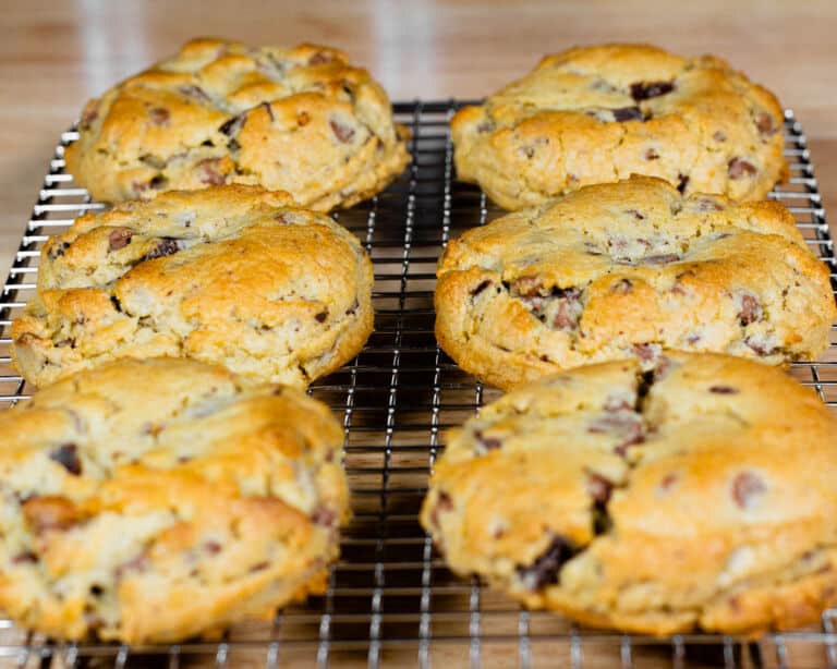 Chocolate Chip Cookies - JoyFoodSunShine